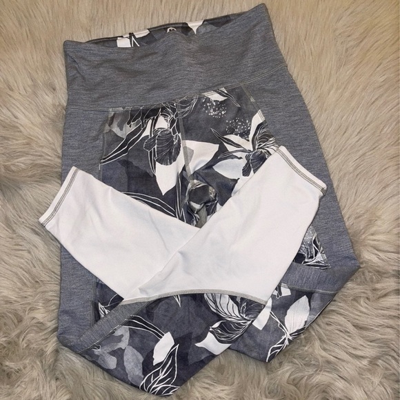 Athleta Pants - Athleta Leggings